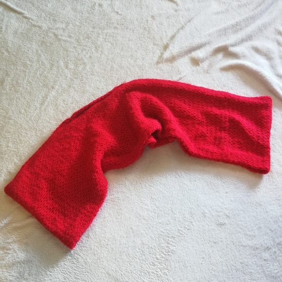 Hollister Infinity Scarf - Picture 3 of 3